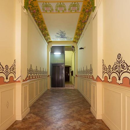 Casa Cosi - Patio 2 Apartment Barcelona Ngoại thất bức ảnh